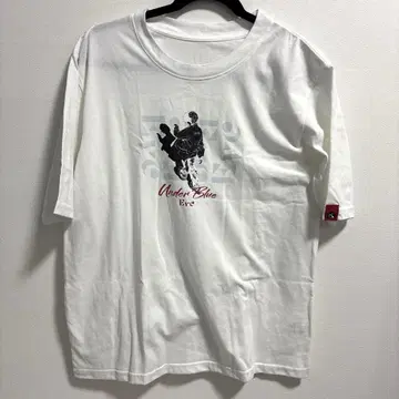 Eve UnderBlue T셔츠