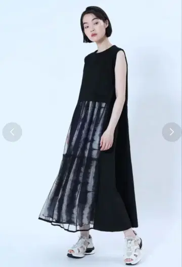 [택 포함 새상품] LASUD 라슈드 튤 레이어드 패턴 원피스 블랙