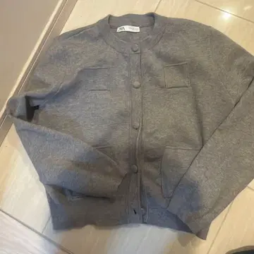 플레인 니트 자켓 패디드 숄더