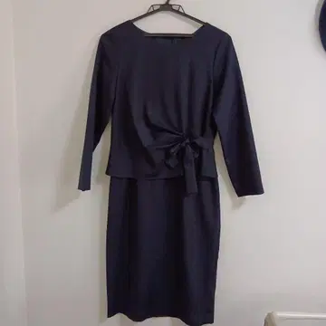 그린 레이블 릴랙싱 네이비 원피스