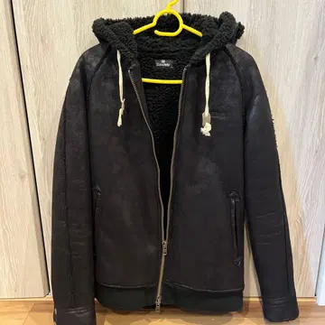 Subciety 후드 부착 보아 자켓