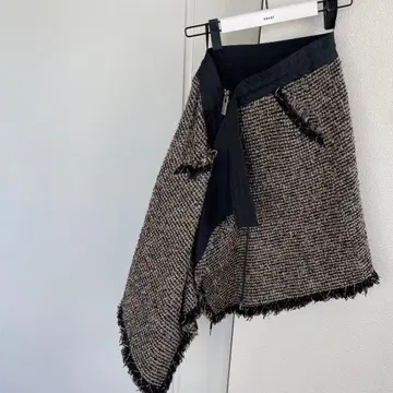 sacai 트위드 랩스커트