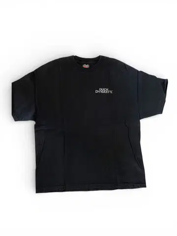 덕 다이너스티 블랙 티셔츠