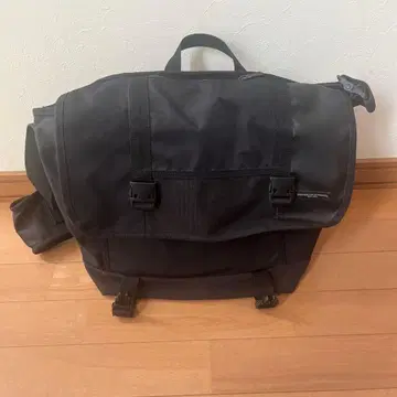 맨해튼 포티지 엔지니어드 가먼츠 블랙 숄더백