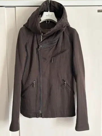 다크 브라운 슬림핏 자켓