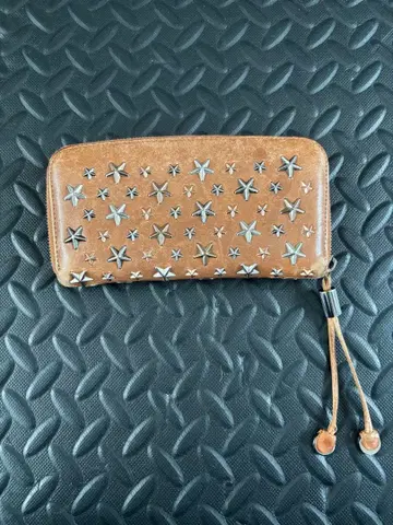 지미추 별 모양 스터드 장식 브라운 장지갑