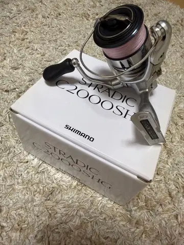 시마노 19 스트라딕 C2000SHG 스피닝 릴