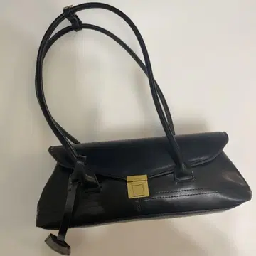 GEORGE CINQ 블랙 숄더백