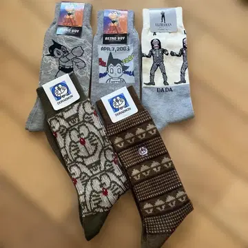 아스트로 보이 울트라맨 도라에몽 삭스 세트