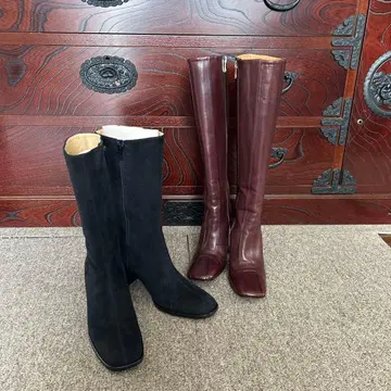 BALLY와 미셸 스퀘어토 디자인. 롱 부츠 블랙 & 버건디