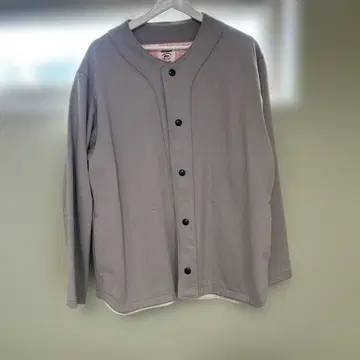 그레이 버튼 포함 트레이닝복 L 사이즈