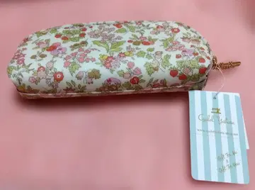 난시즈 오차드 LIBERTY & 산리오 멜로디 안경 케이스