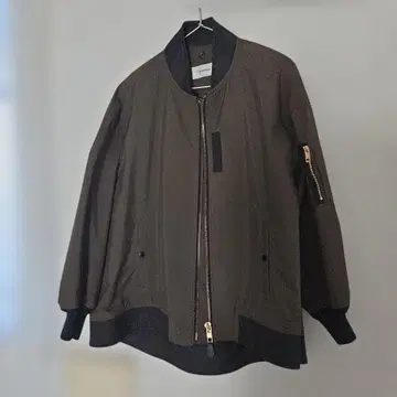 THE RERACS MA-1 자켓 올리브