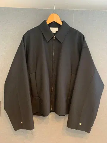 YOKE Cut-Off Drizzler Jacket 드리즐러 자켓