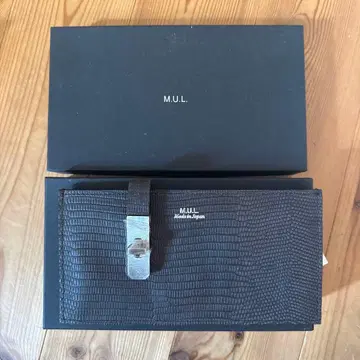M.U.L. 엠보 장지갑