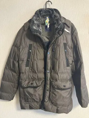 후드 부착 다운 자켓