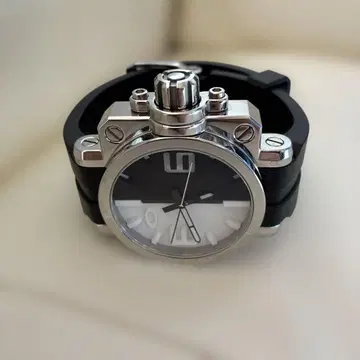 Oakley 아날로그 시계 블랙/화이트