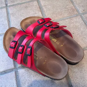 BIRKENSTOCK 레드 샌들 37