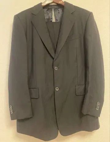 TRUSSARDI 셋업 수트 광택 블랙 네이비 L~LL 상당