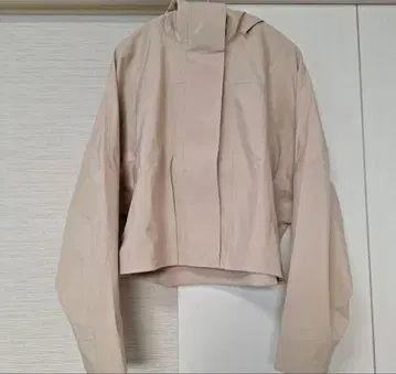 룰루레몬 베이지 숏 기장 자켓