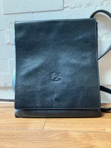 일비종떼 숄더백