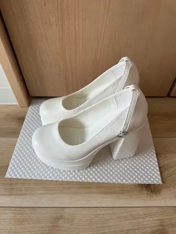 브라이덜 펌프스 사이즈 22.5cm 힐 12cm