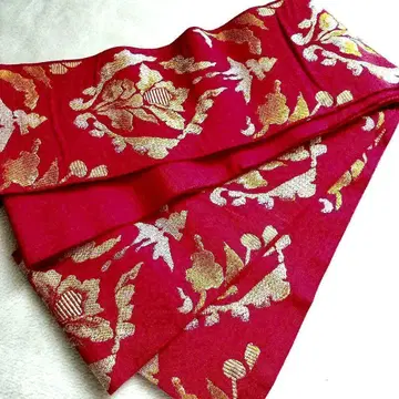 반폭 오비 금실 자수가 화려해요! (빨간색 x 골드)