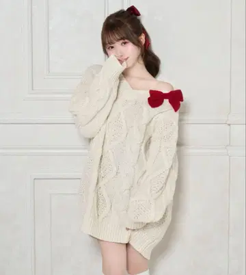 로제뮤즈 Oversized cable knit OP