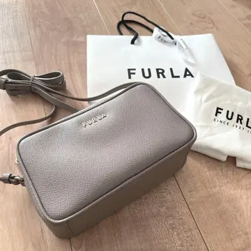 미사용 FURLA 더블 지퍼 숄더백