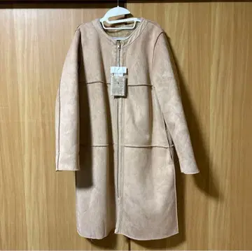 [새상품] 마카롱 페이크 무스탕 코트 카멜