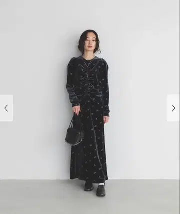 KBF 벨로아 셔링 드레스 그레이