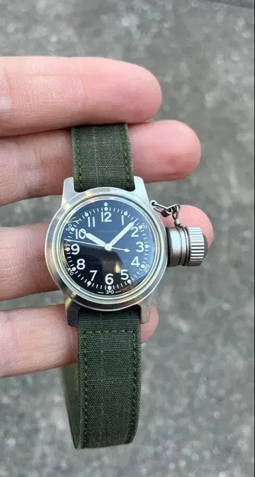U.S.N. BUSHIPS 스위스산 수동 와인딩 시계
