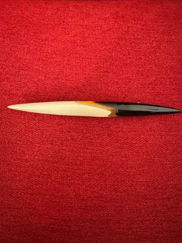 화이트와 갑골 브로치 약 15cm