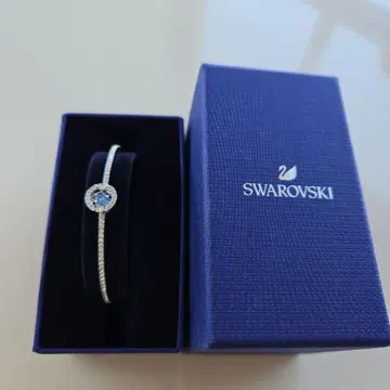 Swarovski 스톤 팔찌
