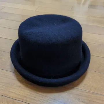 플라밍고 일본산 실크햇 울 부드러운 소재