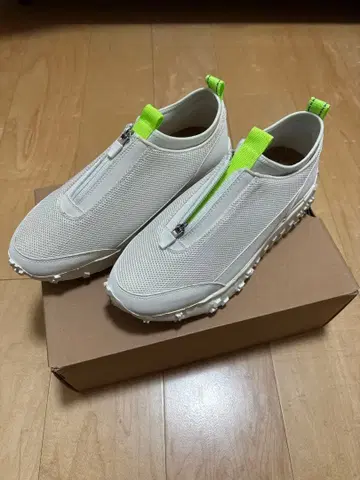 미사용 새상품 PG PLAYGROUND TWILIGHT2 WHT 화이트