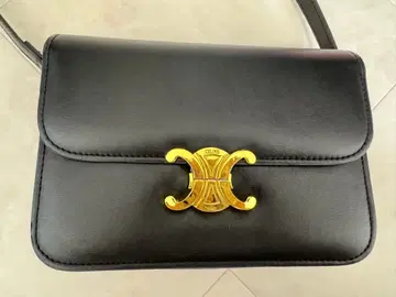 로고 플레이트 숄더백