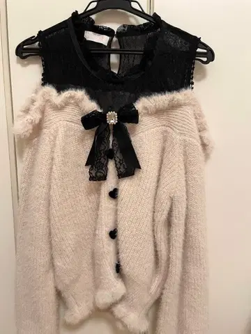 LIZLISA 레이어드 스타일 어깨 트임 니트 핑크