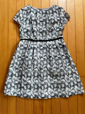 23구 반팔 원피스