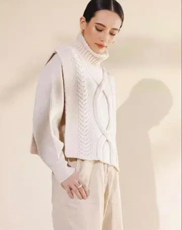 알리시아스탄 니트 세트 화이트