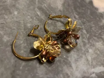 꽃 모티브 후프 귀걸이