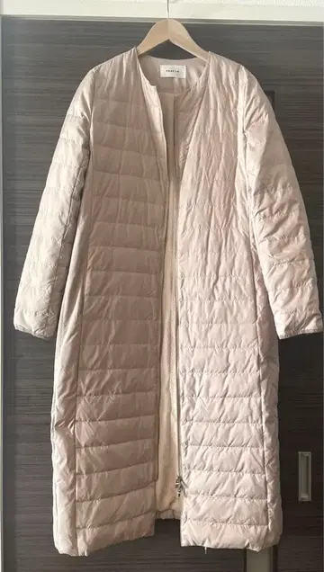 프레이 아이디 롱 다운 재킷 롱 다운 코트 베이지