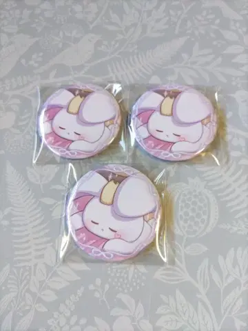 이레이스 쇼토 캔뱃지 화이트 블랙조