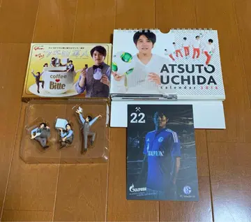 우치다 아츠토 선수 달력 & 비테 피규어 세트