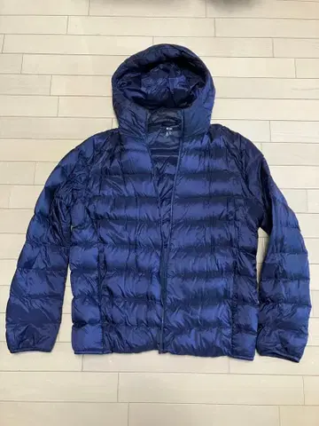 UNIQLO 울트라 라이트 다운 다운 자켓 네이비