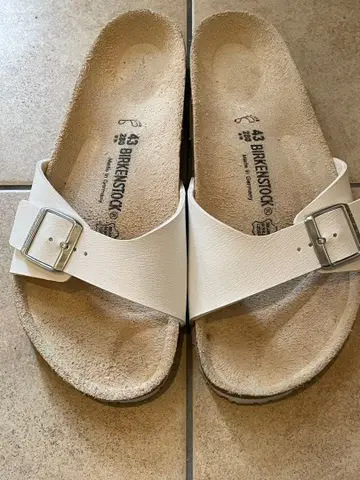 BIRKENSTOCK 마드리드 화이트 샌들 43