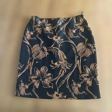 CHRisper 꽃무늬 타이트 스커트