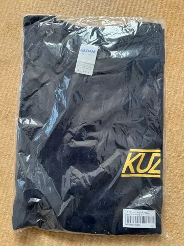 (TRUST 시대) KUZIRA T셔츠