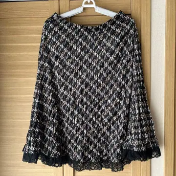 쇼와 레트로 올 패턴 블랙과 베이지 체크 무늬