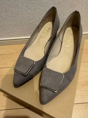 Le Talon 그레이 스틸레토 펌프스